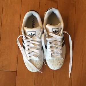 Adidas Superstars Sneakers